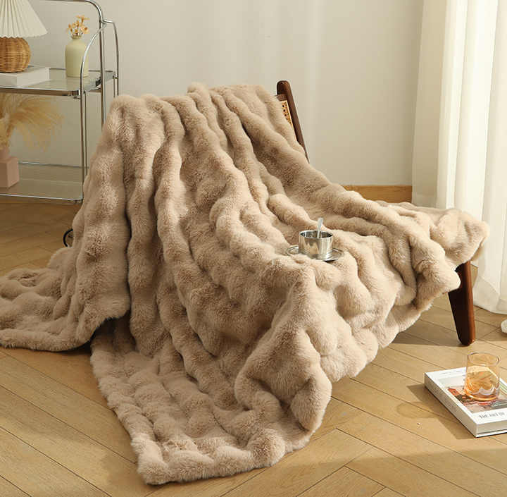 Light Luxury Polyester Faux Fur Leather Rex Rabbit Velvet Winter Sofa Bed Throws & Blankets Thickened Double Layer Blanket