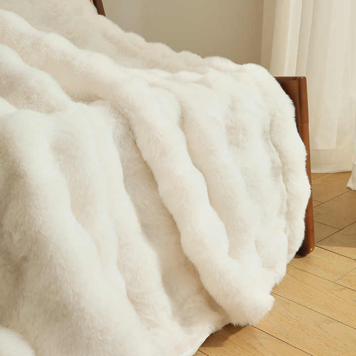 Light Luxury Polyester Faux Fur Leather Rex Rabbit Velvet Winter Sofa Bed Throws & Blankets Thickened Double Layer Blanket